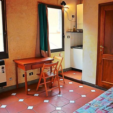 Alessandro'S Small Apartment Firenze Kültér fotó